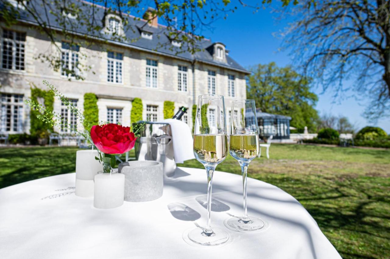 Chateau De Noirieux Briollay Buitenkant foto